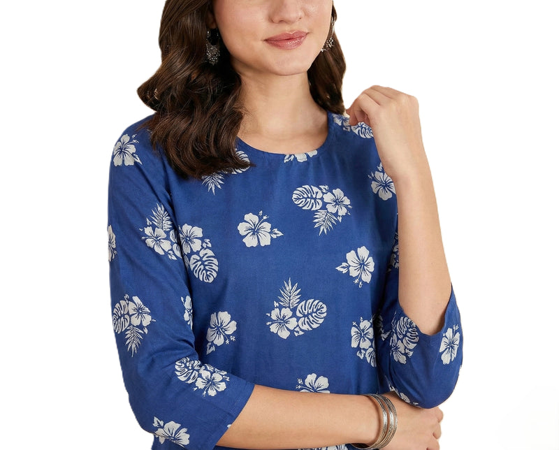 Blue White Hibiscus Floral Printed 3/4 Sleeves Round Neck Short Kurti