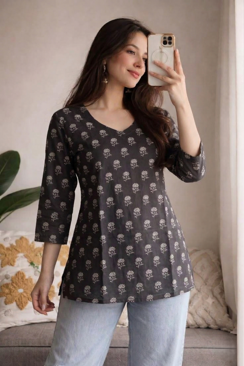 Black White Floral Booti Printed 3/4 Sleeves V-Neck Short Kurti