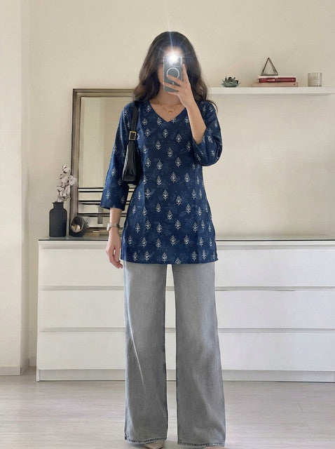 Navy Blue Botanical Print V-Neck 3/4 Sleeve Short Kurti