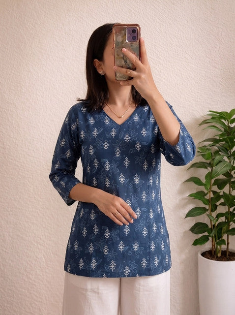 Navy Blue Botanical Print V-Neck 3/4 Sleeve Short Kurti