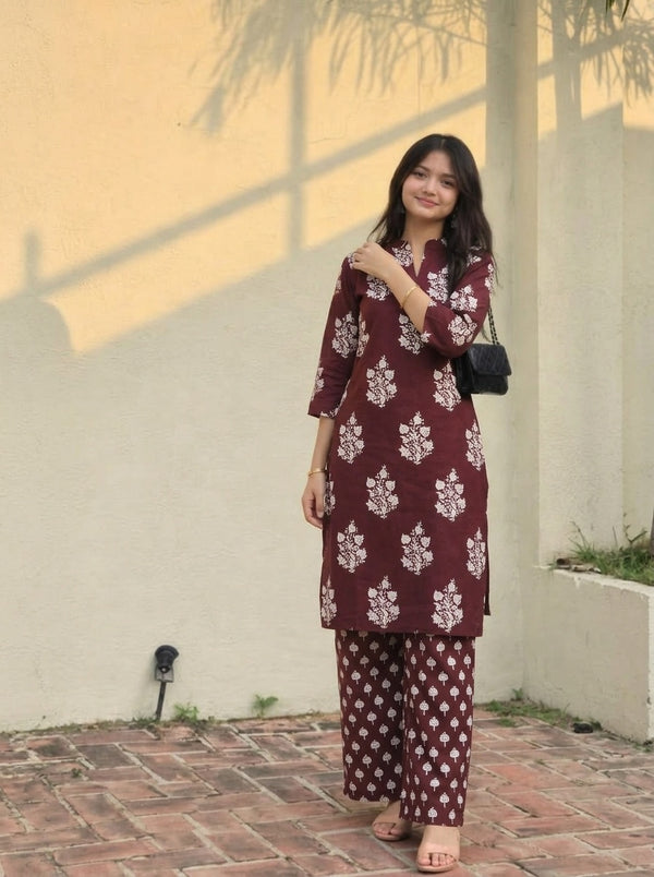 Maroon Floral print kurta with pant set