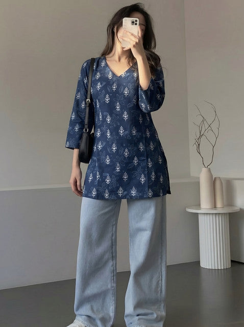 Navy Blue Botanical Print V-Neck 3/4 Sleeve Short Kurti