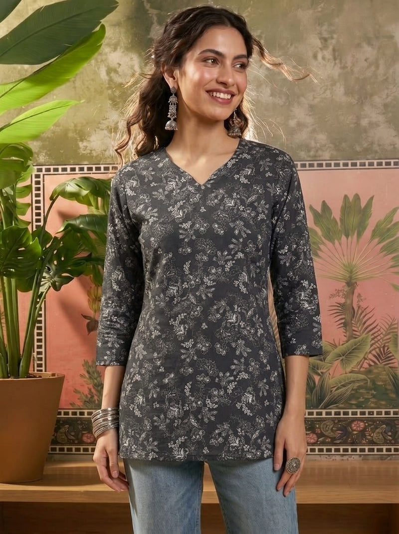 Black White Floral Printed 3/4 Sleeves Short Kurti