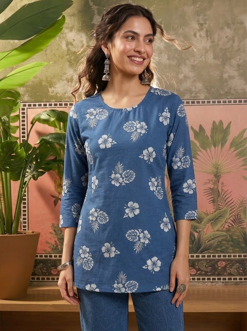 Blue White Hibiscus Floral Printed 3/4 Sleeves Round Neck Short Kurti