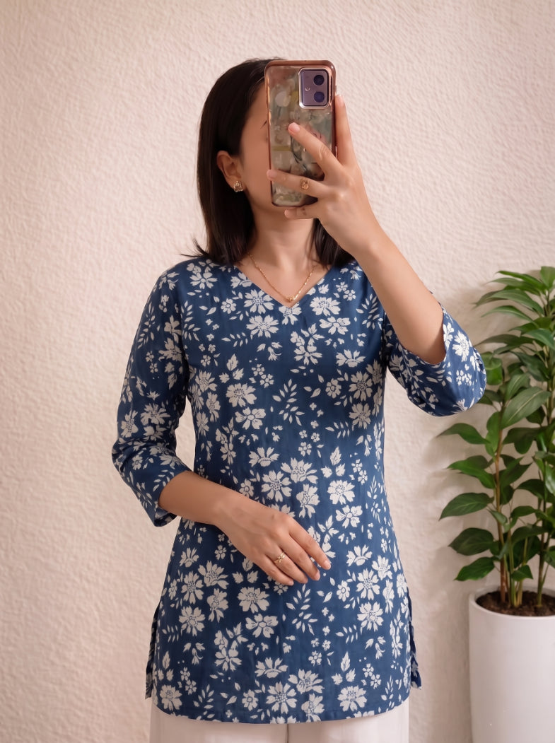 Navy Blue White Floral Printed 3/4 Sleeves V-Neck Short Kurti