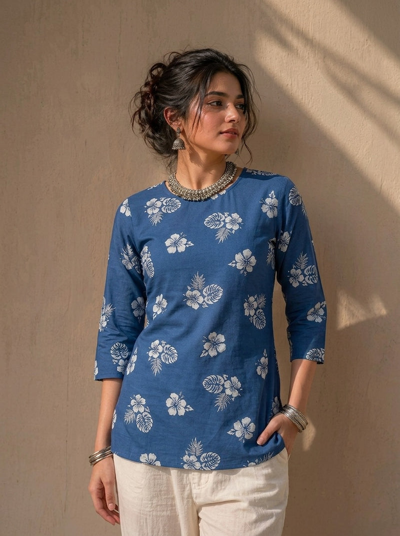 Blue White Hibiscus Floral Printed 3/4 Sleeves Round Neck Short Kurti