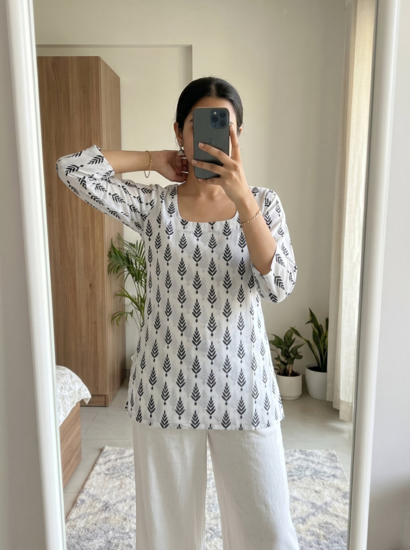 White Black Leaf Printed 3/4 Sleeves Square Neck Short Kurti