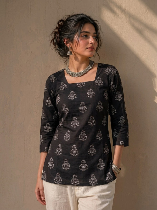 Black White Booti Printed 3/4 Sleeves Square Neck Kurti