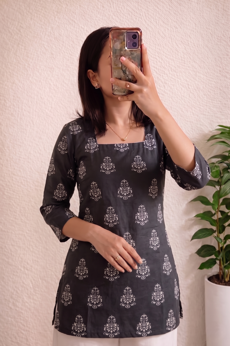 Black White Booti Printed 3/4 Sleeves Square Neck Kurti