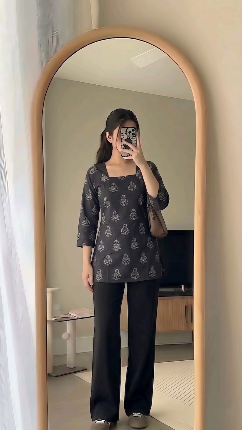 Black White Booti Printed 3/4 Sleeves Square Neck Kurti