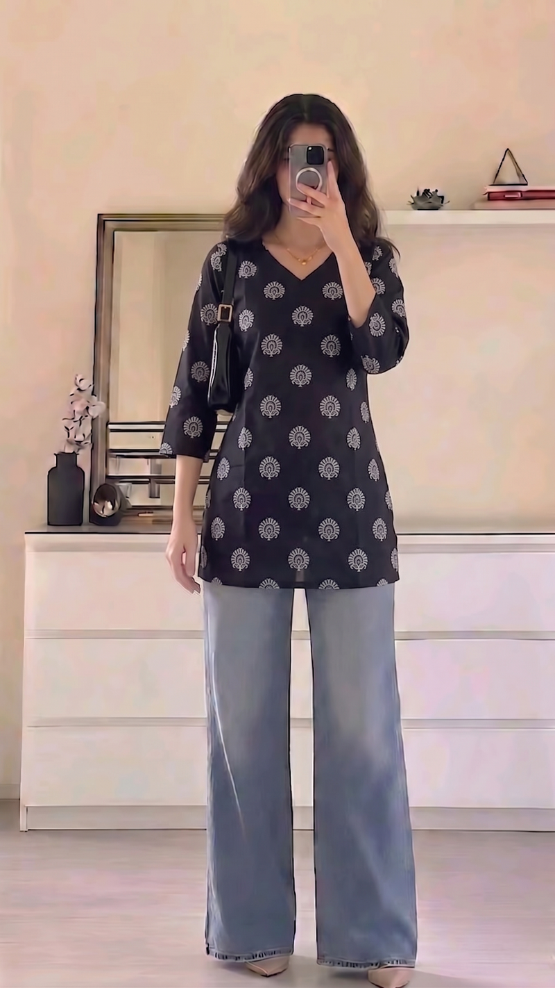 Black White Floral Booti Printed 3/4 Sleeves V-Neck Short Kurti