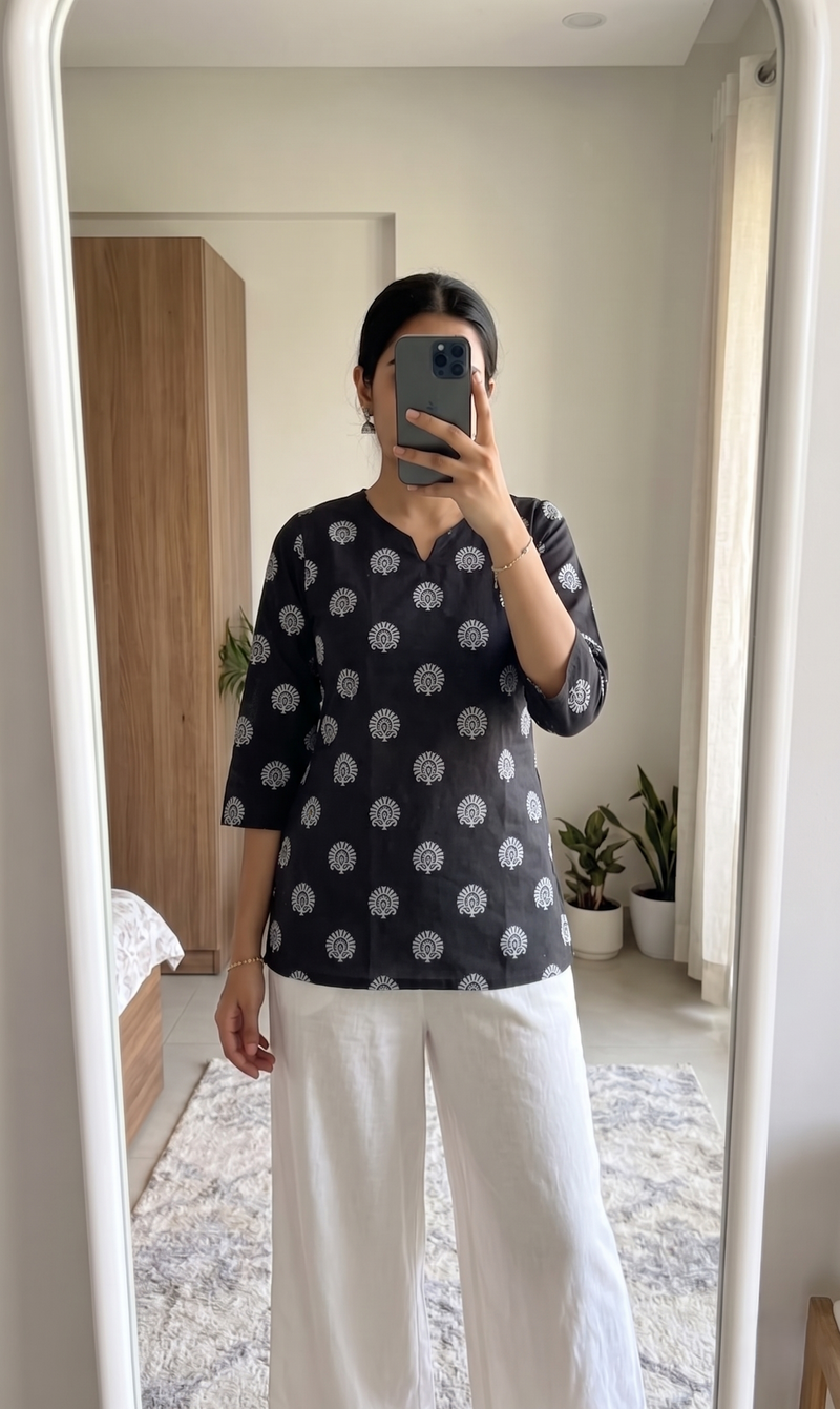 Black White Floral Booti Printed 3/4 Sleeves V-Neck Short Kurti