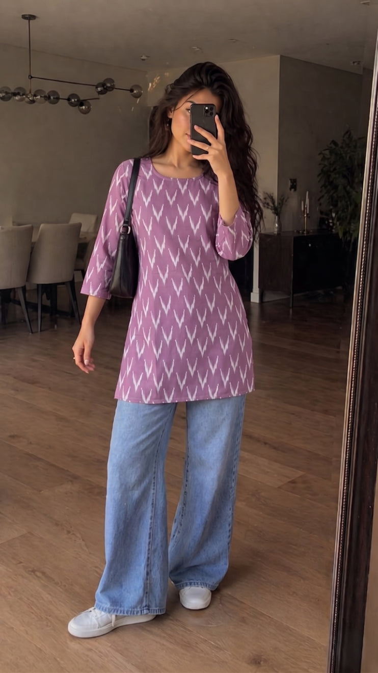 Lavender Purple Ikat Chevron Printed 3/4 Sleeves Round Neck Short Kurti